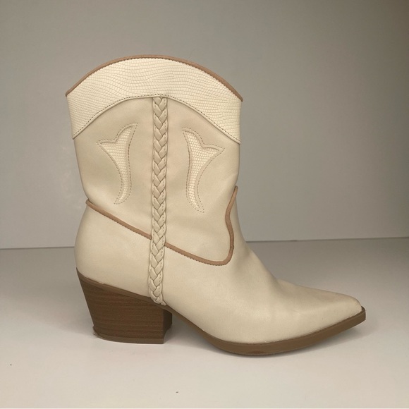 Universal Thread Ivory Shana Mid Calf Western Boot 6.5 - Picture 4 of 15